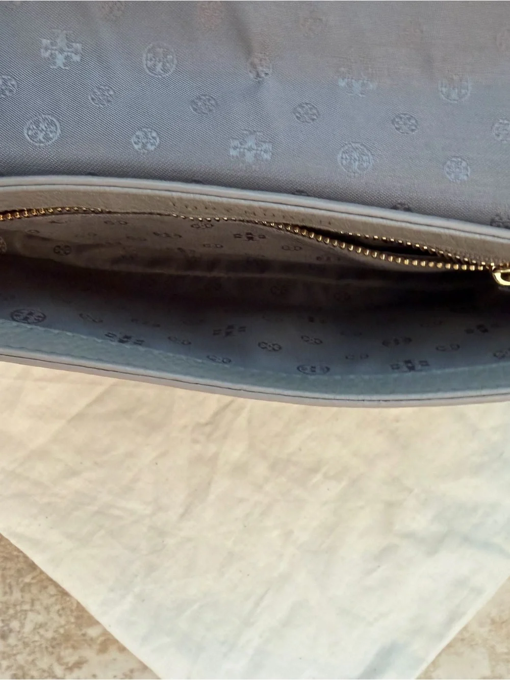 Tory Burch Amanda Gray Leather Logo Crossbody Chain Bag